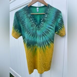 S American Apparel V-Neck Tee with Green & Yellow Tie-dye
